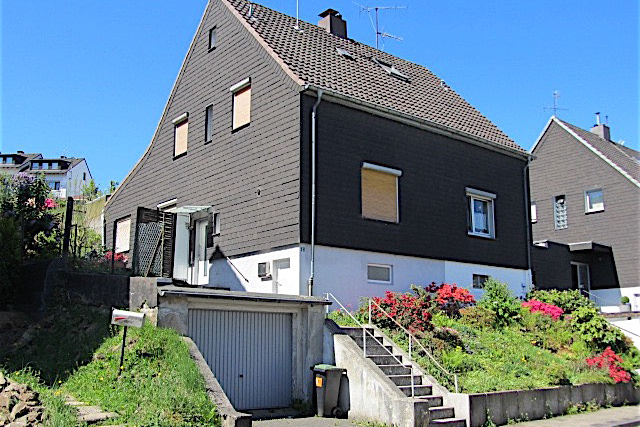 Straßenansicht Gesamt