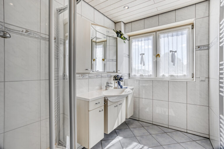 EG ELW Badezimmer (3)