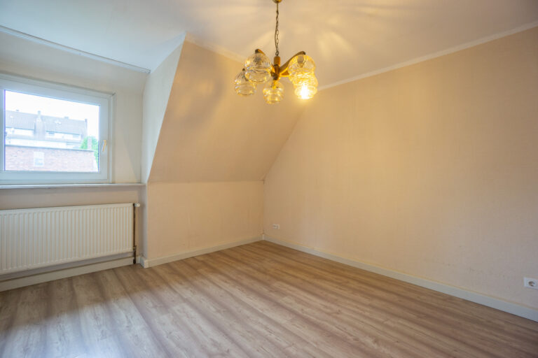 Whg rechts Schlafzimmer (1)